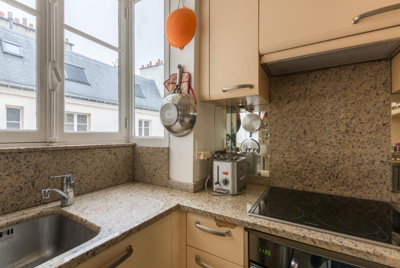 Veeve - Charming Mirabeau Appartement Parijs Buitenkant foto